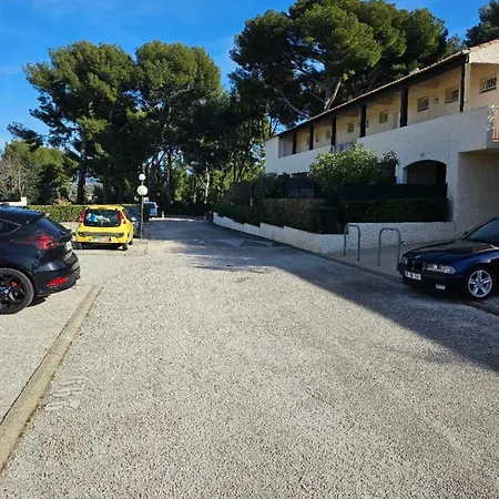 Studio Mado Bord De Mer Avec Terrasse Et Parking Lejlighed Saint-Cyr-sur-Mer