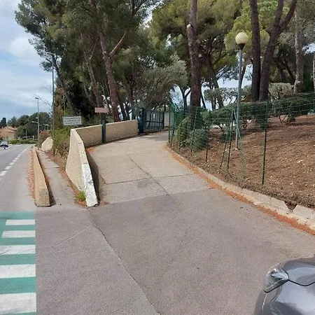 Apartamento Studio Mado Bord De Mer Avec Terrasse Et Parking Saint-Cyr-sur-Mer